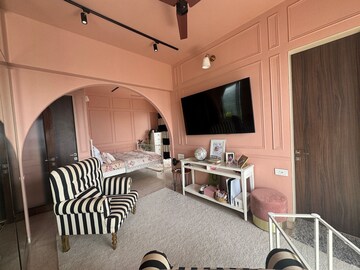 Team Area in 3 BHK Apartment at JP Decks, Goregaon East – for Rent