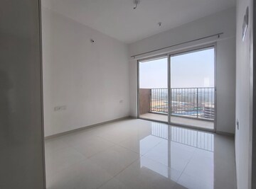 Room in 2 BHK Apartment at Godrej Boulevard, Manjari – for Rent