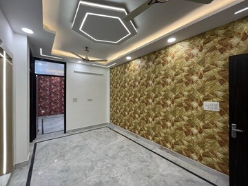 Furnished Amenities in 3 BHK Builder Floor at Govindpuri – for Rent