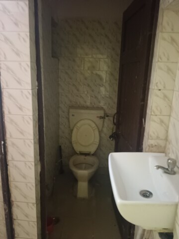 Master Bedroom in 2 BHK Builder Floor at Dilshad Garden – for Rent