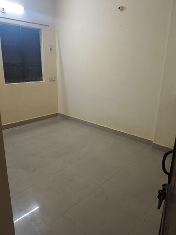 Room in 2 BHK Builder Floor at Dilshad Garden – for Rent