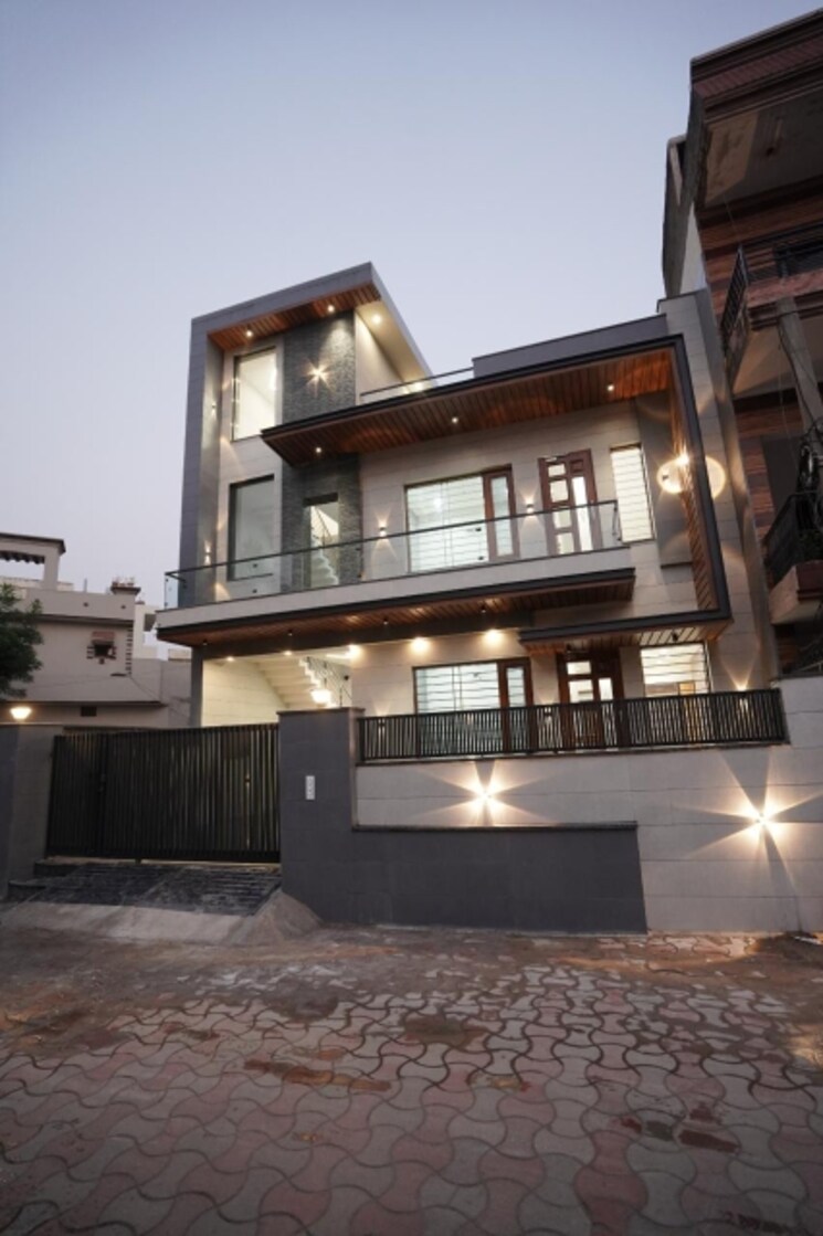Exterior View, ambala highway 6 Bedroom 242 Sq.Yd. Independent House In Ambala Highway Zirakpur 8284928