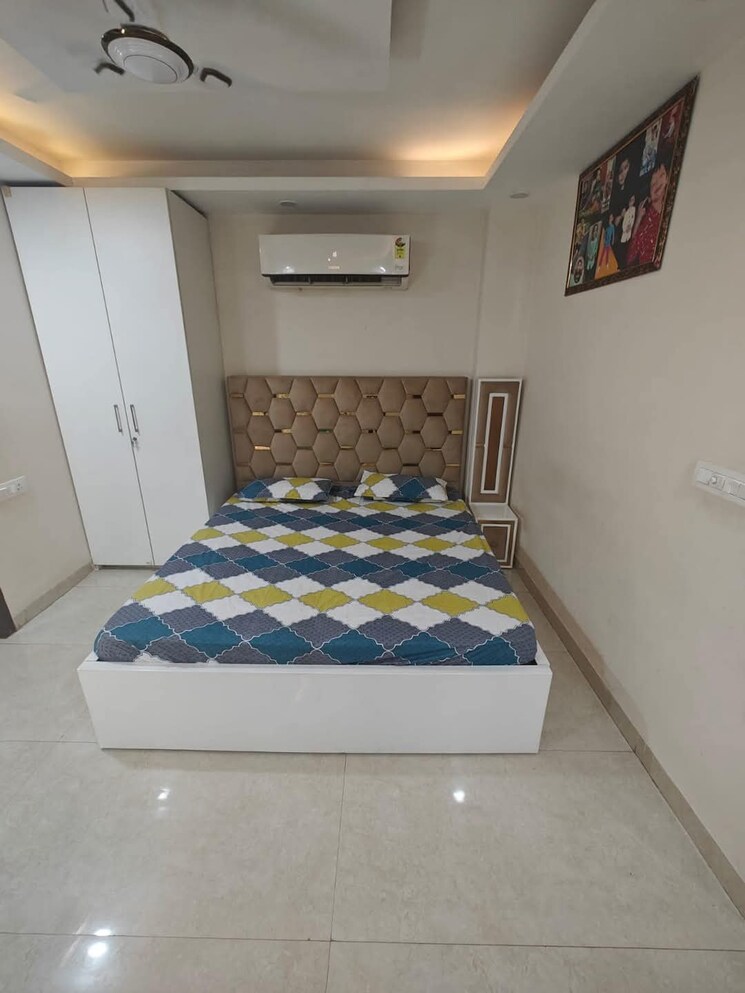 Bedroom, upsidc site b 3 Bedroom 1500 Sq.Ft. Builder Floor In Upsidc Site B Greater Noida 8284929