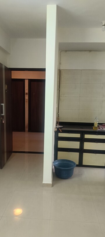 1 BHK Apartment For Rent in Spring Grove Uno Society Kandivali East Mumbai  8284955