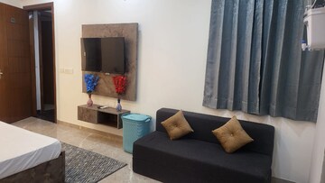 Living Room in 1 RK Builder Floor at Sector 38 – for Rent