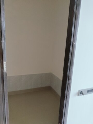 Furnished Amenities in 3 BHK Apartment at Omkar Alta Monte, Malad East – for Rent