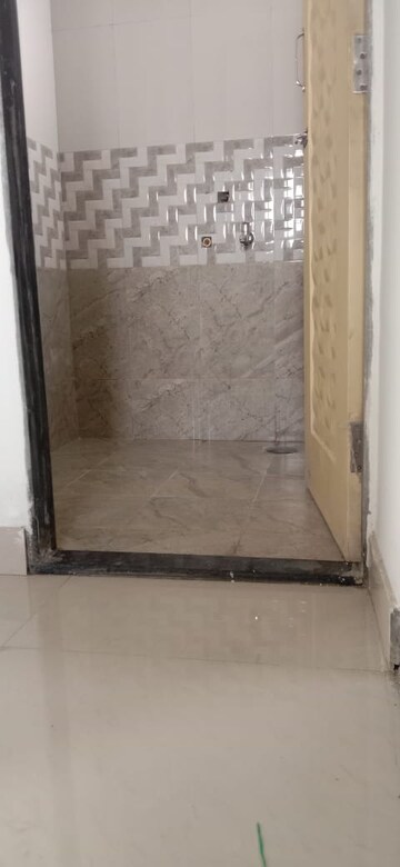 Bathroom in 1 BHK Apartment at Goregaon West – for Rent
