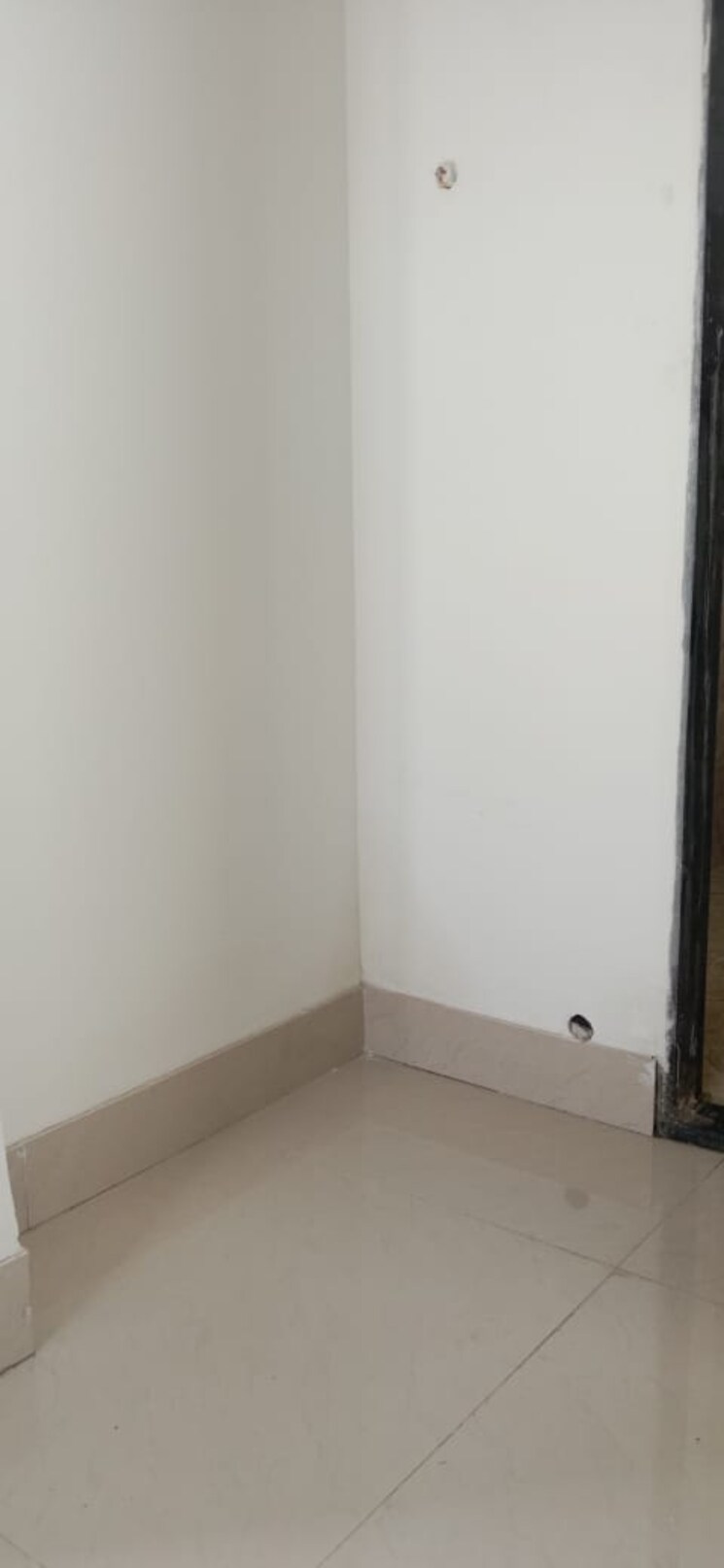 Room, goregaon west 1 Bedroom 322 Sq.Ft. Apartment In Goregaon West Mumbai 8285001