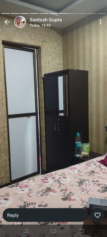 Room in 2 BHK Apartment at JP Unity Tower, Lower Parel – for Rent