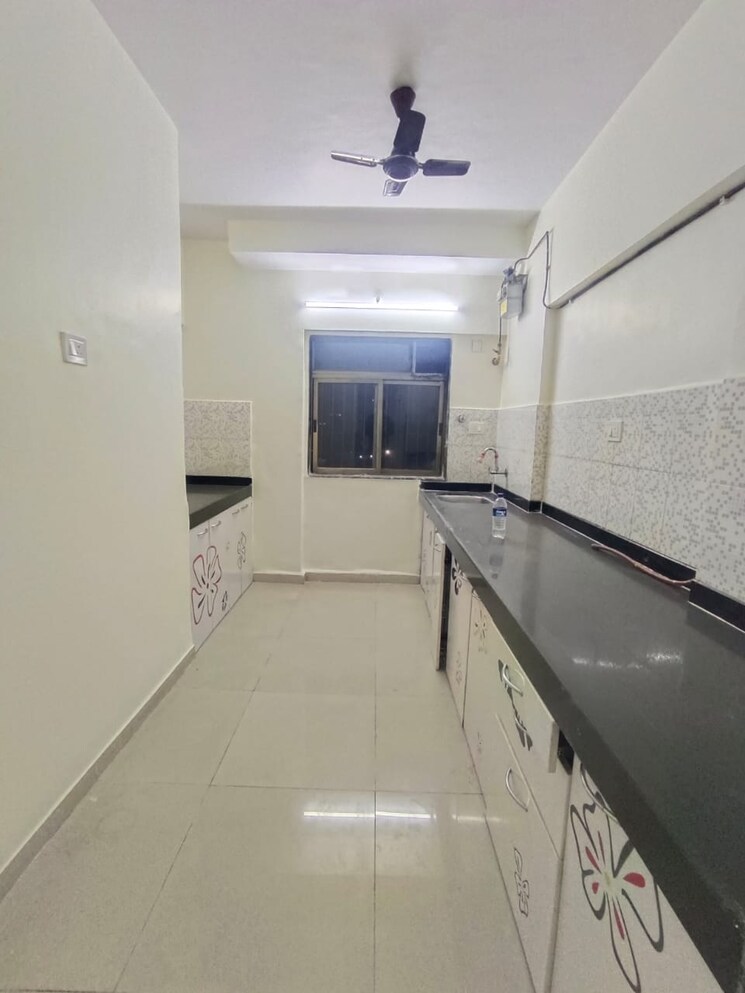 Kitchen, everest-world-aspen 2.5 Bedroom 1200 Sq.Ft. Apartment In Dhokali Thane 8285060