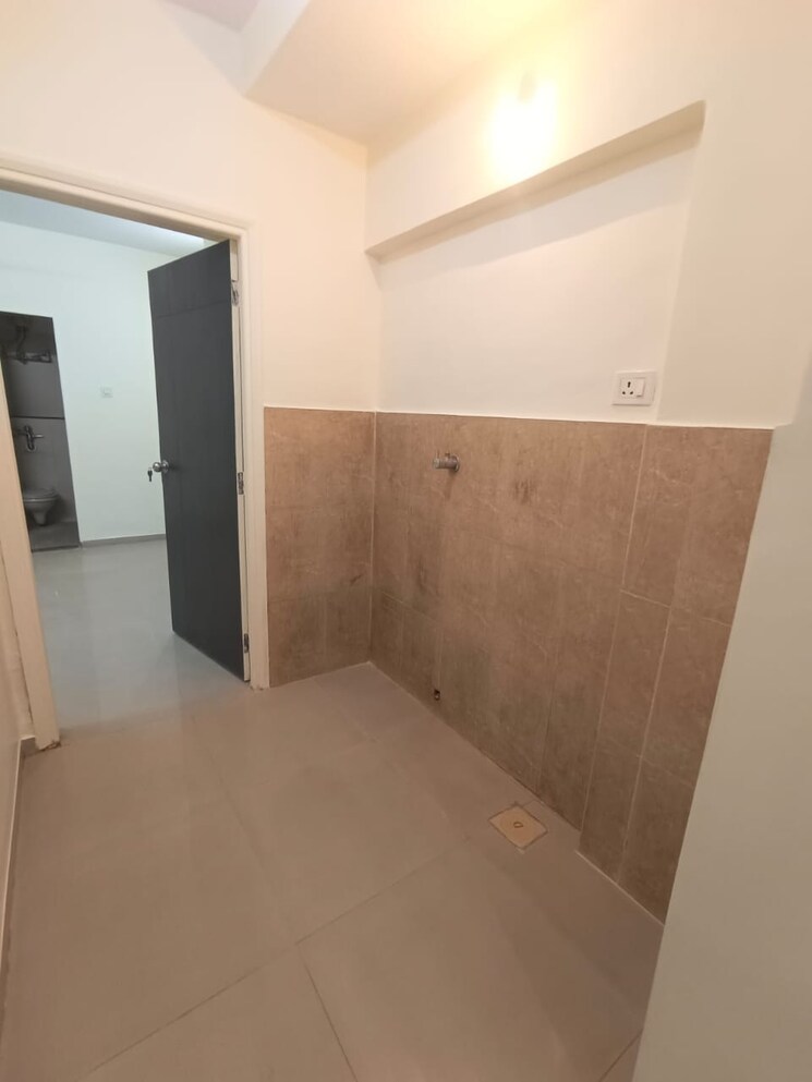 Room, everest-world-aspen 2.5 Bedroom 1200 Sq.Ft. Apartment In Dhokali Thane 8285060