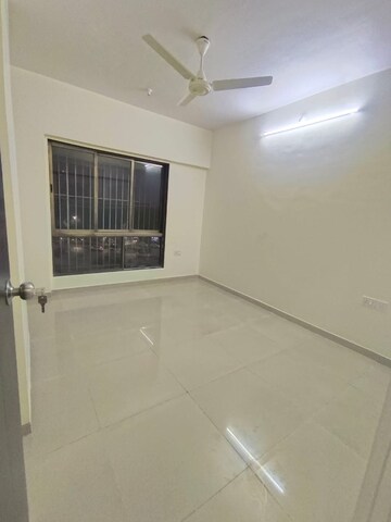 Room in 2.5 BHK Apartment at Everest World Aspen, Dhokali – for Sale