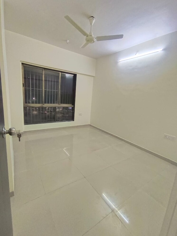 Room, everest-world-aspen 2.5 Bedroom 1200 Sq.Ft. Apartment In Dhokali Thane 8285060