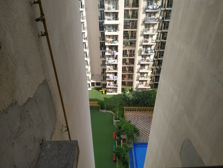 Balcony, gaur-city-5th-avenue 2 Bedroom 910 Sq.Ft. Apartment In Sector 4 Greater Noida Greater Noida 8285065