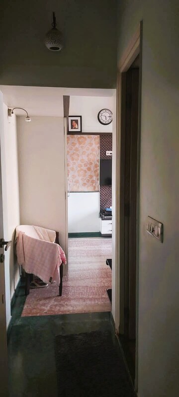 Bedroom in 4 BHK Apartment at Hiranandani Estate, Ghodbunder Road – for Rent