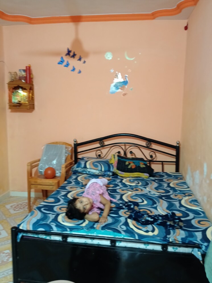 Bedroom, kurla west 1 RK 350 Sq.Ft. Apartment In Kurla West Mumbai 8285091