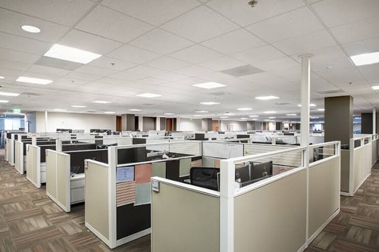 Team Area, alphathum Commercial Office Space 5000 Sq.Ft. In Sector 90 Noida 8285092