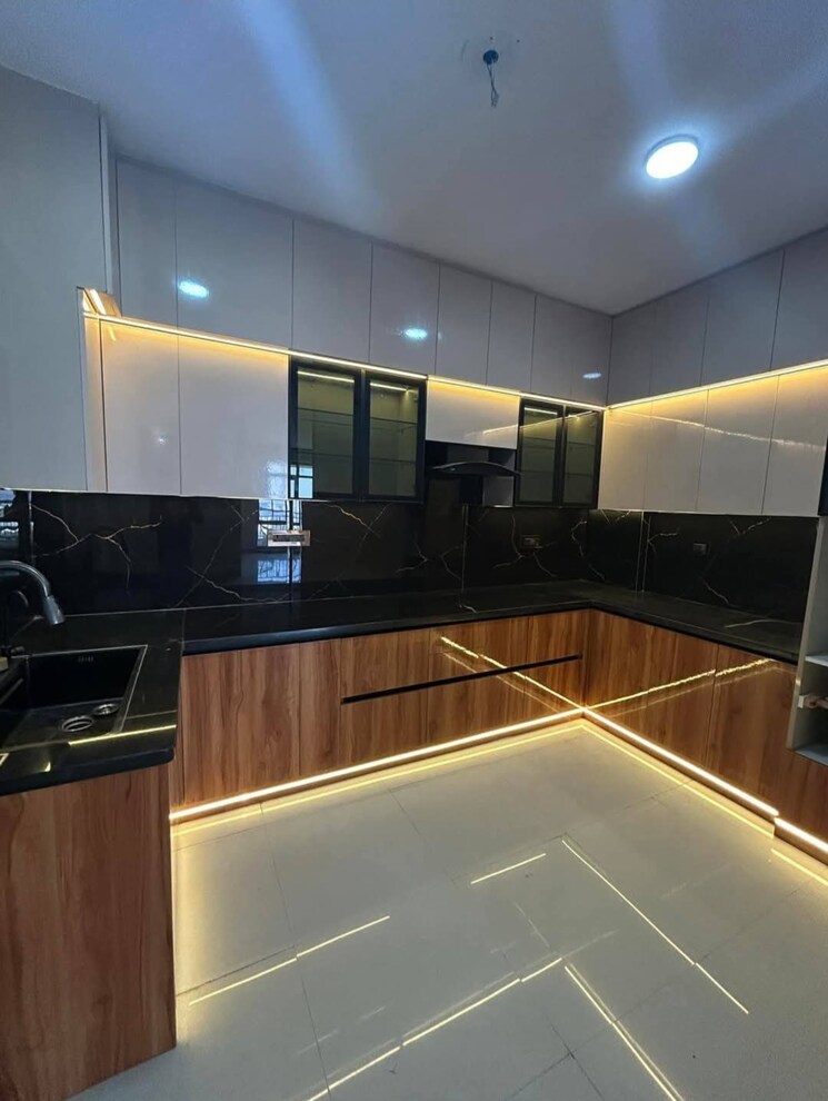 Kitchen, sector 19b dwarka 3 Bedroom 1800 Sq.Ft. Apartment In Sector 19b Dwarka Delhi 8285106
