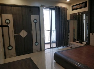 Bedroom in 3 BHK Apartment at Lodha Paradise, Majiwada – for Rent