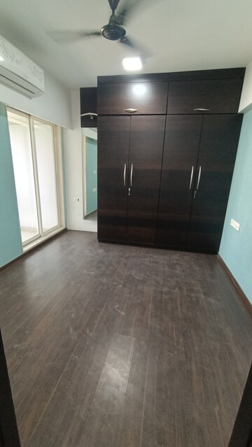 Room in 3 BHK Apartment at Ultra Space Insignia, Kalina – for Rent