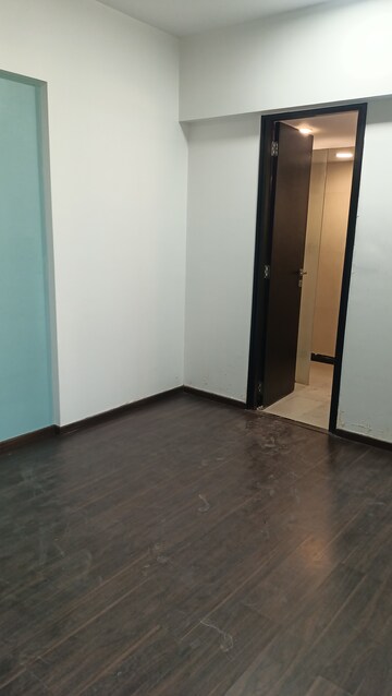 Room in 3 BHK Apartment at Ultra Space Insignia, Kalina – for Rent