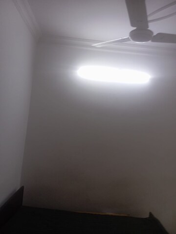 Room in 2.5 BHK Builder Floor at Sector 15 – for Rent