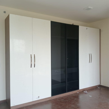Room in 3.5 BHK Apartment at Tata Primanti-Tower Residences, Dhani – for Sale