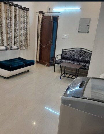 Living Room in 2 BHK Apartment at Kolathur – for Rent