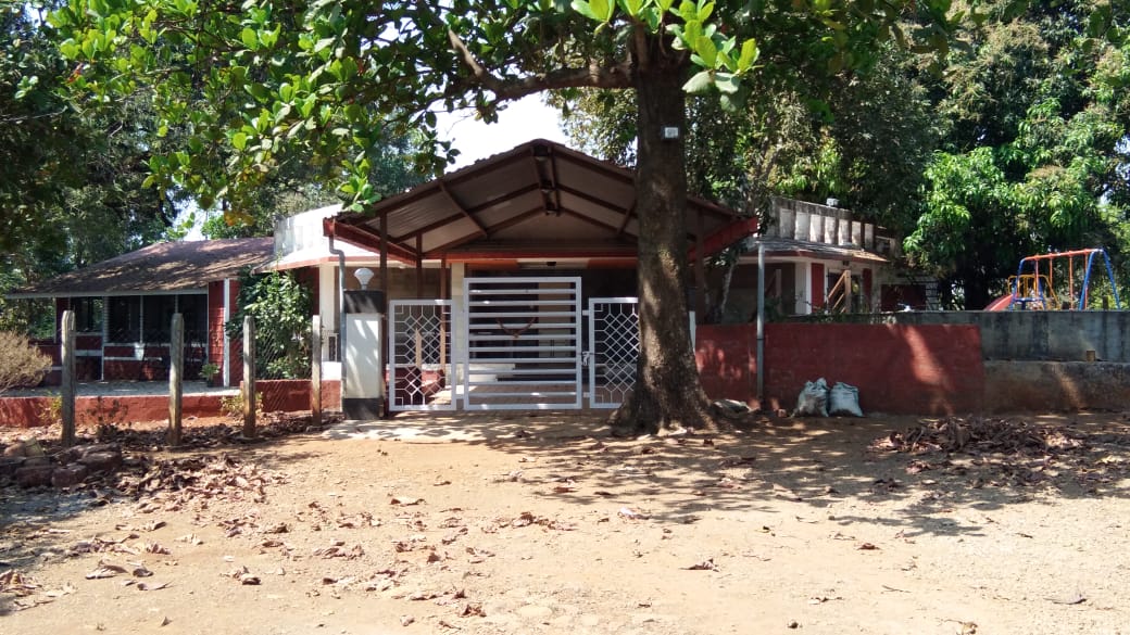 6 BHK + Pooja Room,Servant Room,Study Room,Extra Room Independent House For Sale in Surat