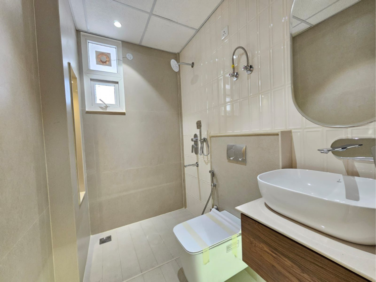 Bathroom, harmony-imperial-apartments 3 Bedroom 1800 Sq.Ft. Apartment In Kishanpura Zirakpur 8285338