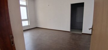 Room in 2 BHK Apartment at Alphacorp Gurgaon One 84, Sector 84 – for Rent