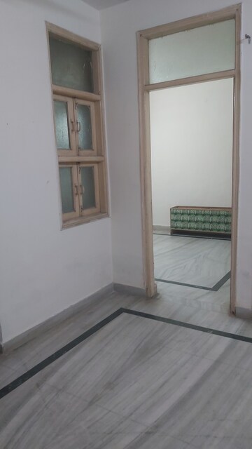 2.5 BHK Builder Floor For Sale in Mayur Vihar