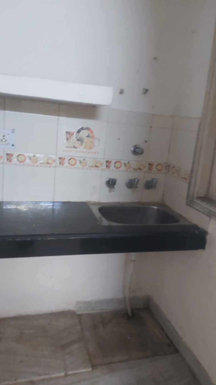 undefined, mayur vihar 2.5 Bedroom 550 Sq.Ft. Builder Floor In Mayur Vihar Delhi 8285403