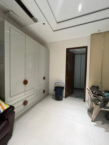 Master Bedroom in 4 BHK Apartment at Jayabheri The Peaks, Narsingi – for Sale