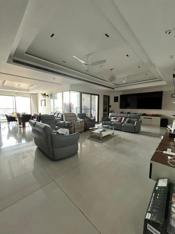 Master Bedroom, jayabheri-the-peaks 4 Bedroom 4905 Sq.Ft. Apartment In Narsingi Hyderabad 8285422