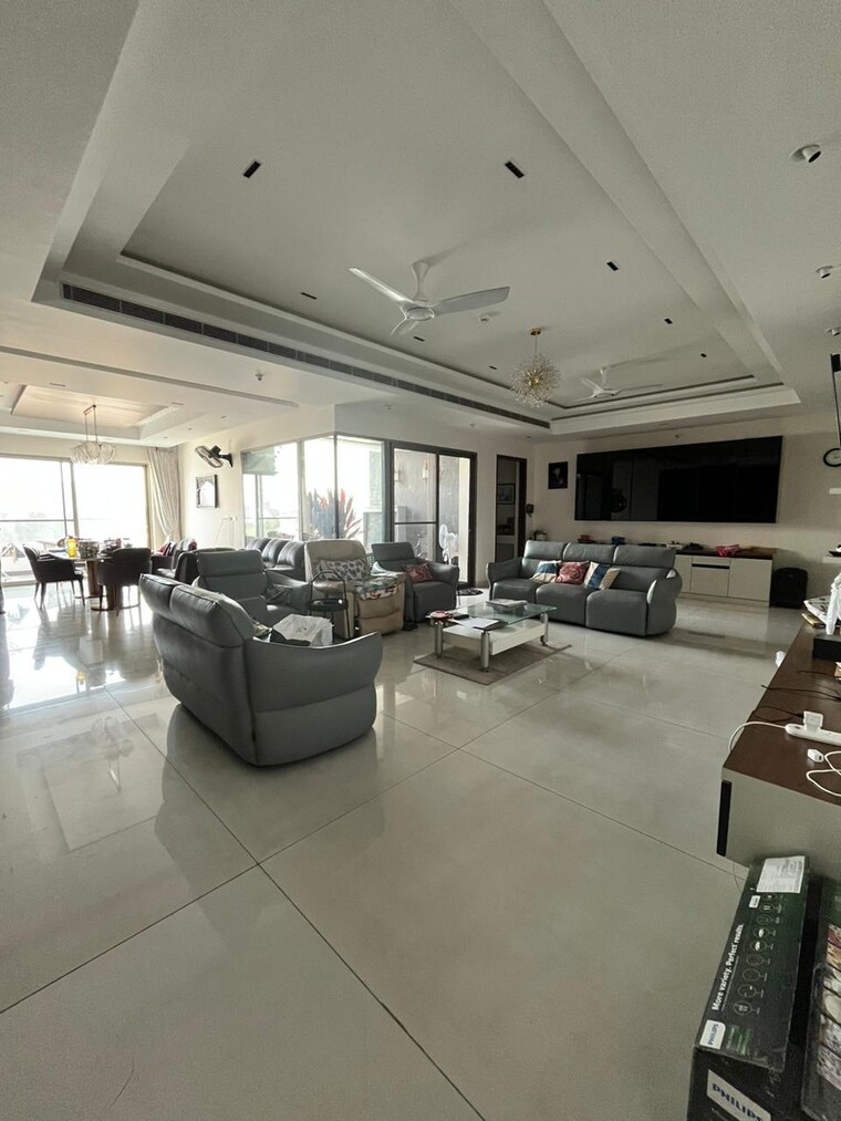 Master Bedroom, jayabheri-the-peaks 4 Bedroom 4905 Sq.Ft. Apartment In Narsingi Hyderabad 8285422