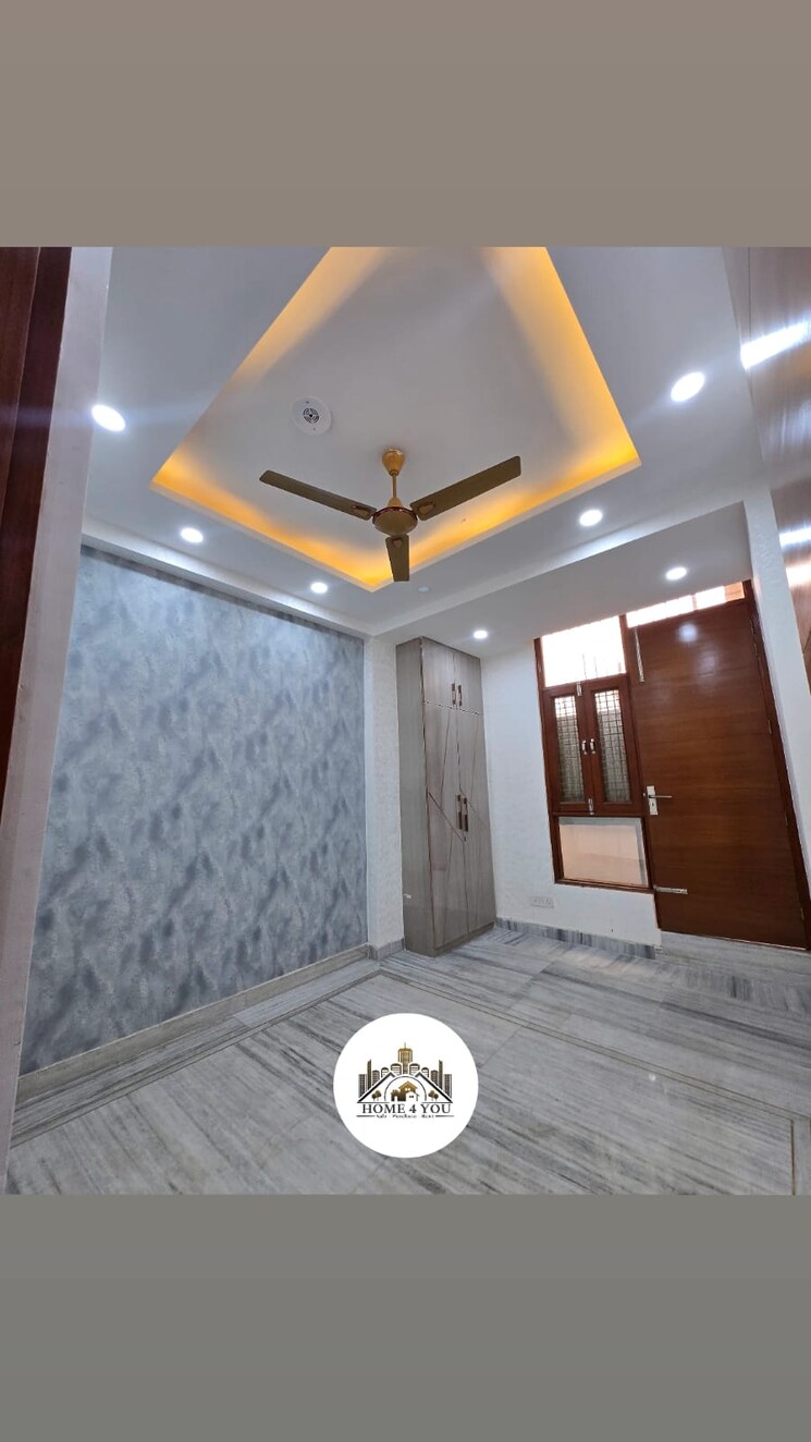 Bedroom, bharti-apartments 6 Bedroom 112 Sq.Mt. Independent House In Shakti Khand iv Ghaziabad 8285427