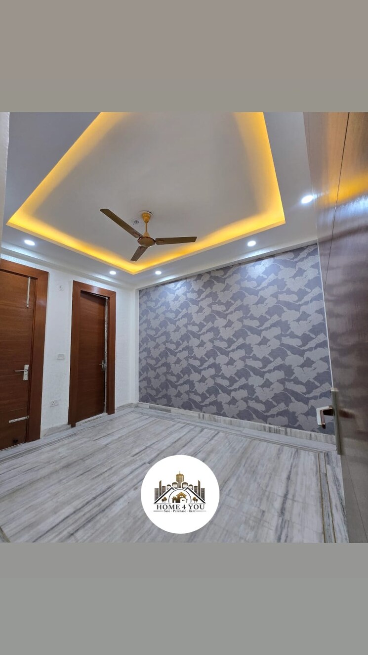 Bedroom, bharti-apartments 6 Bedroom 112 Sq.Mt. Independent House In Shakti Khand iv Ghaziabad 8285427