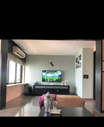 Furnished Amenities in 2 BHK Apartment at Ganga Bhavan, Versova – for Rent
