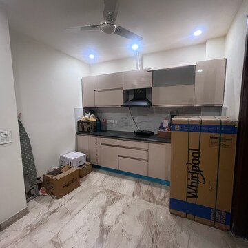 Kitchen in 2.5 BHK Builder Floor at Ansal Sushant Lok I, Sector 43 – for Rent