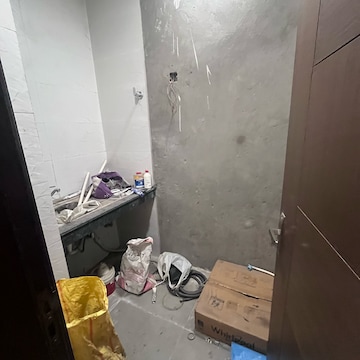 Team Area in 2.5 BHK Builder Floor at Ansal Sushant Lok I, Sector 43 – for Rent