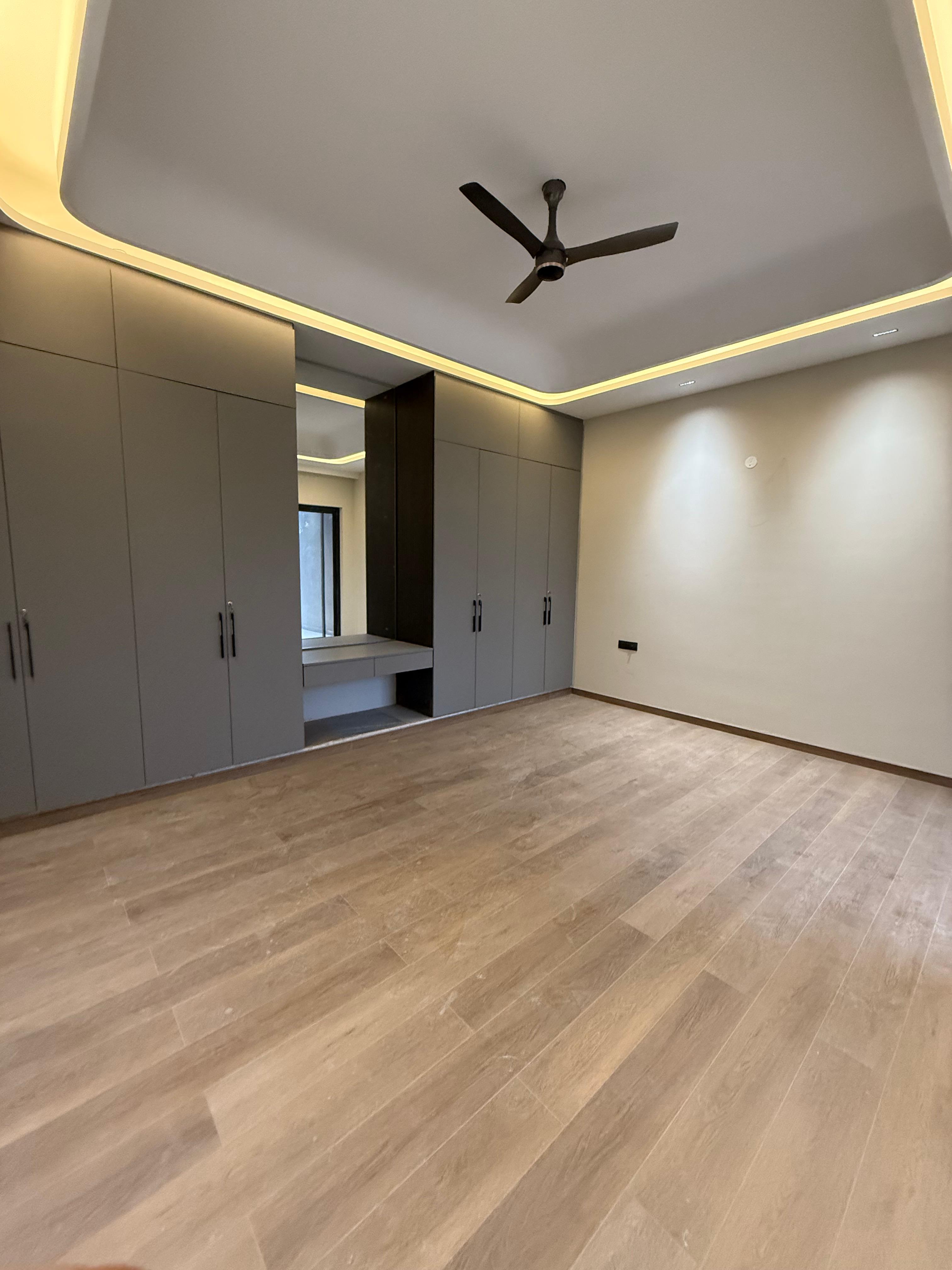 4 BHK + Pooja Room Builder Floor For Sale in Srishti Greenfield Homes