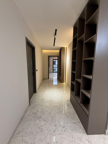 Building Lobby in 4 BHK Builder Floor at Srishti Greenfield Homes, Green Fields Colony – for Sale