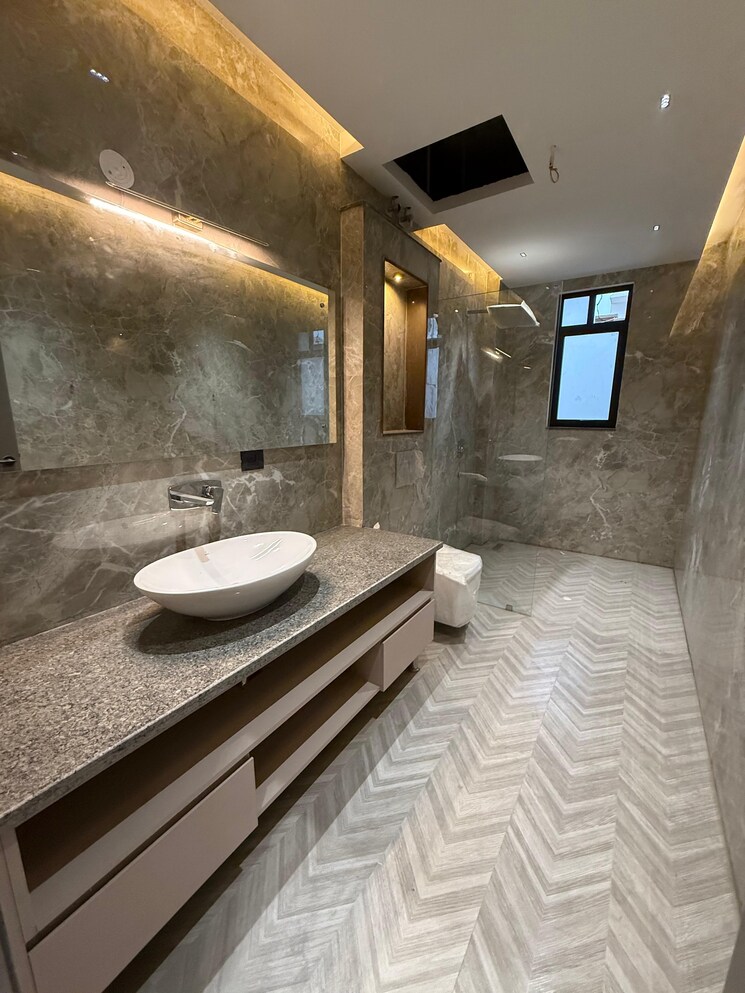 undefined, srishti-greenfield-homes 4 Bedroom 4100 Sq.Ft. Builder Floor In Green Fields Colony Faridabad 8285532