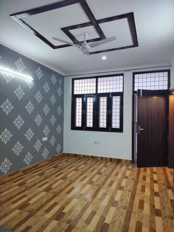 Bedroom in 1 RK Apartment at Sarita Vihar – for Rent