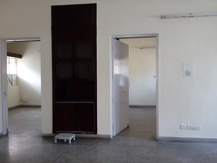 Room, sarita vihar 2 Bedroom 950 Sq.Ft. Apartment In Sarita Vihar Delhi 8285573