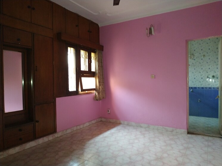 Room, sarita vihar 2 Bedroom 929 Sq.Ft. Apartment In Sarita Vihar Delhi 8285575