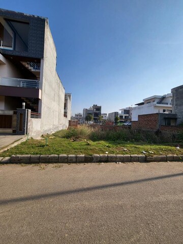  Plot For Sale in Aerocity