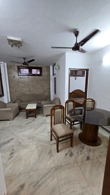 Gym in 2 BHK Builder Floor at South Extension ii – for Rent