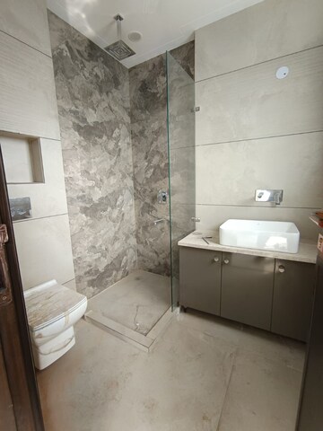 Bathroom in 3.5 BHK Apartment at Paschim Vihar – for Rent